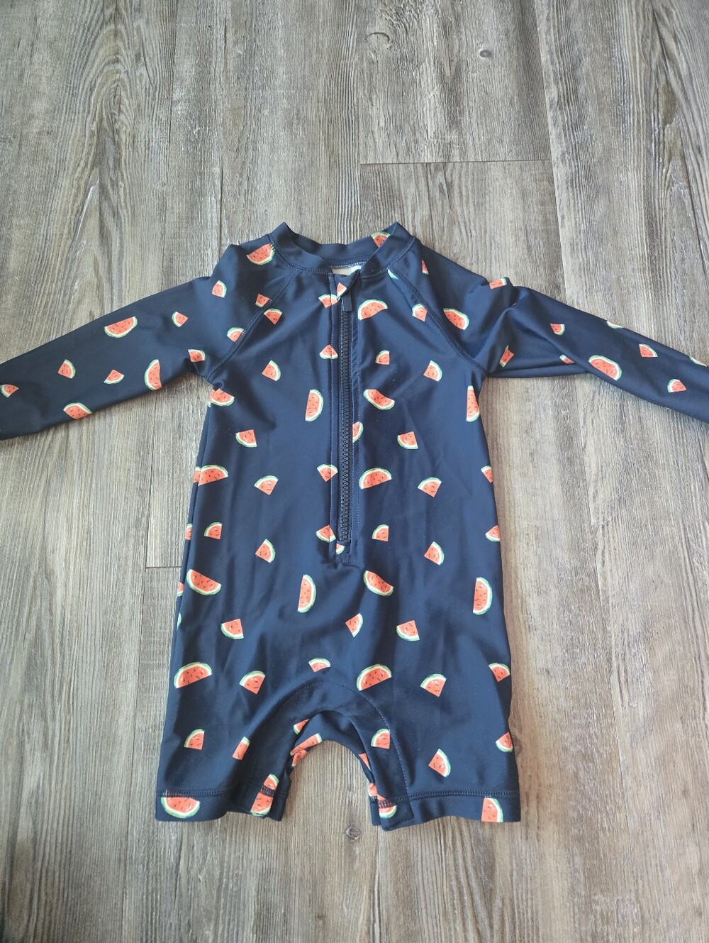 18-24m Boys Old Navy Navy Watermelon-Print Swim Rashguard